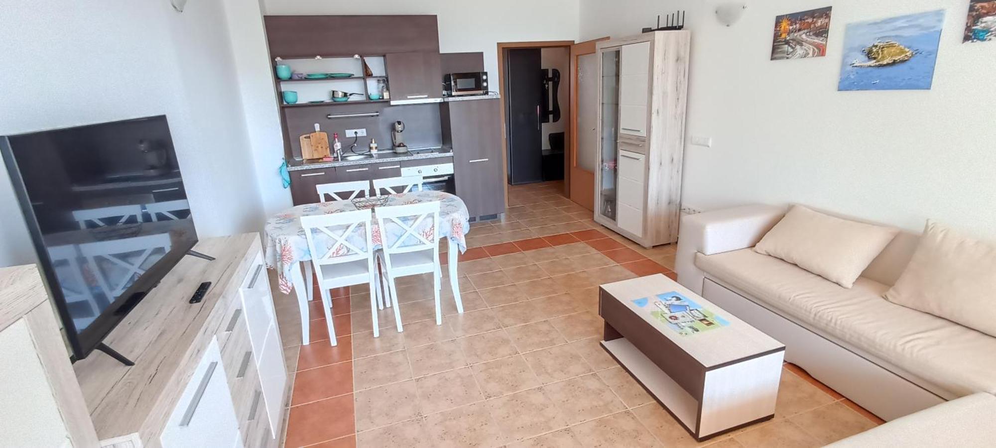 Cozy Apartment With Sea View And Free Parking 포마리 외부 사진